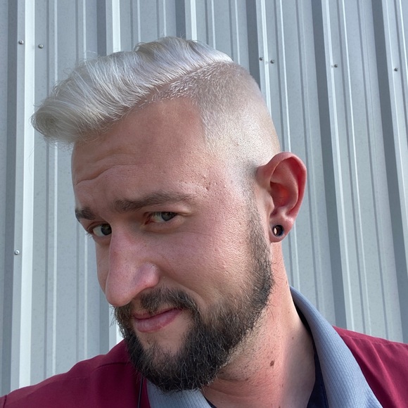 Meet your Posher, George - Picture 1 of 1